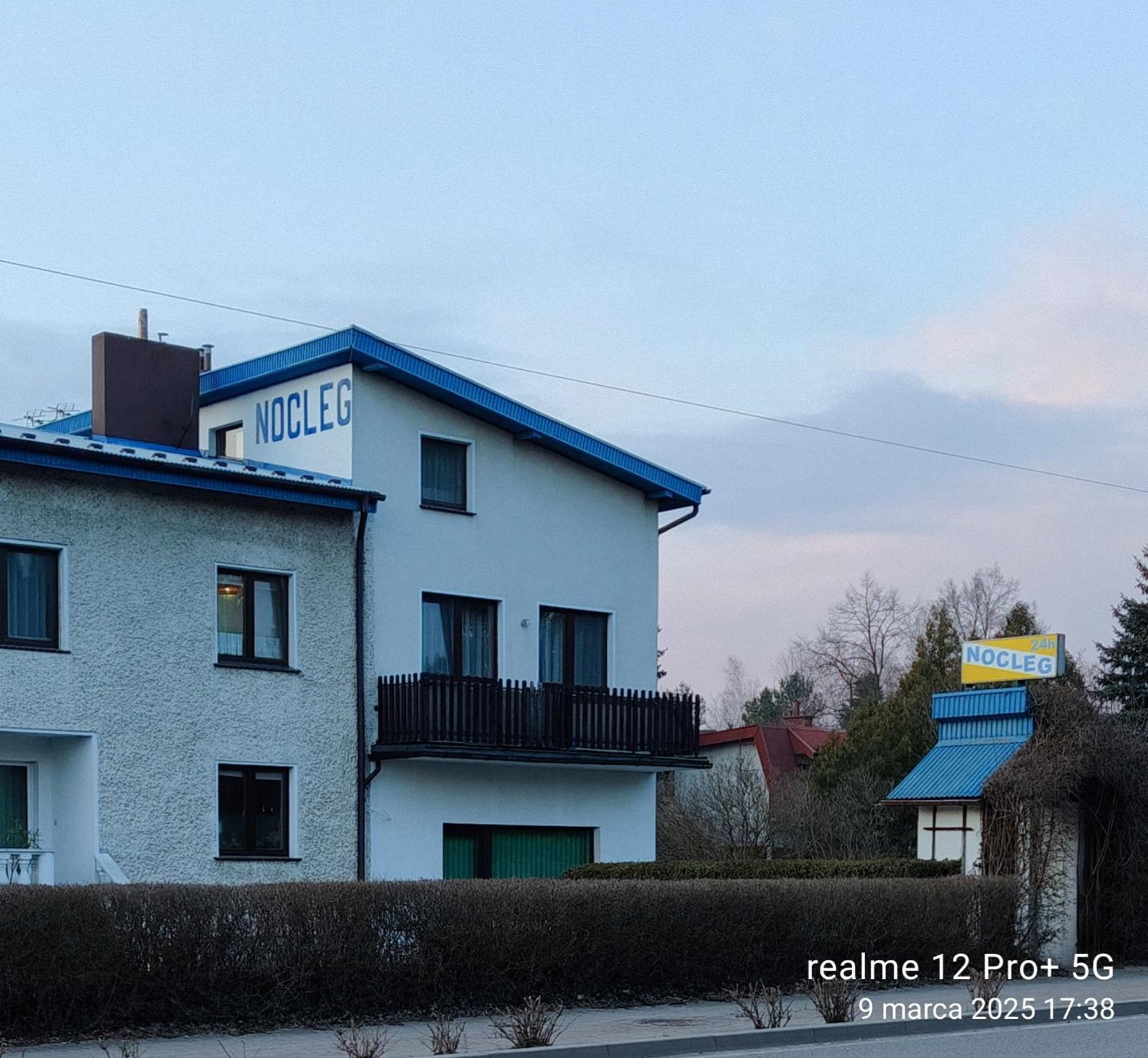 Uslugi Noclegowe I Gastronomiczne Dla Ludnosci Robert Mielcarek Kobyla Góra Exterior foto